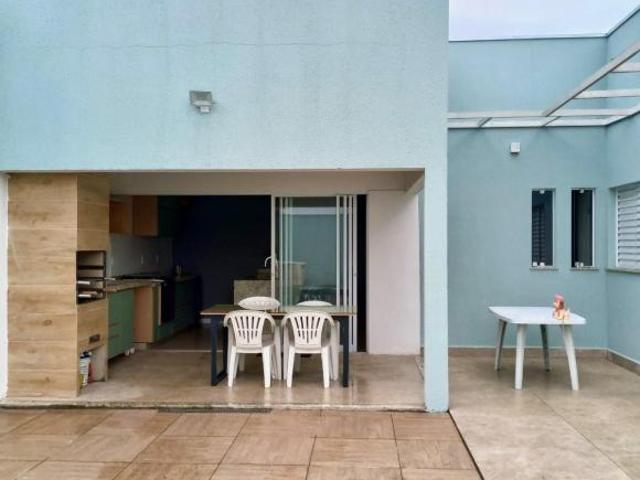 Casa venda em Região Imediata de Taubaté-Pindamonhangaba, Região Metropolitana do Vale do Paraíba e Litoral Norte