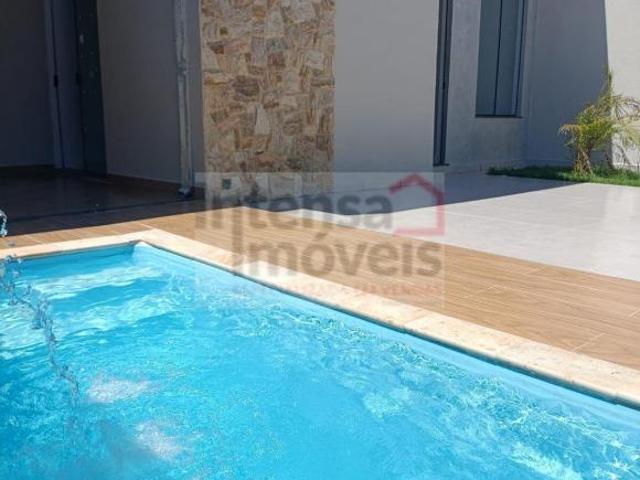 Casa venda em Região Imediata de Taubaté-Pindamonhangaba, Região Metropolitana do Vale do Paraíba e Litoral Norte