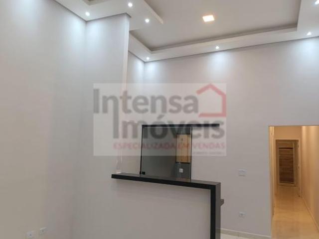 Casa venda em Região Imediata de Taubaté-Pindamonhangaba, Região Metropolitana do Vale do Paraíba e Litoral Norte