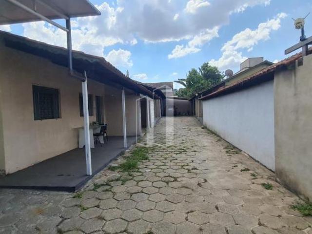 Casa venda em Mansões Paraíso, Aparecida de Goiânia