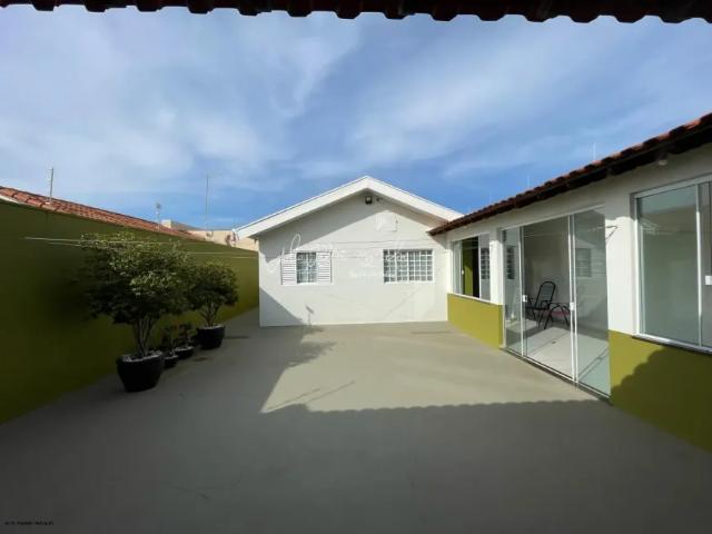 Casa venda em Região Imediata de Marília, Marília