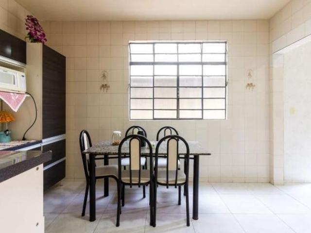 Casa venda em Dores de Guanhães, Região Geográfica Intermediária de Governador Valadares