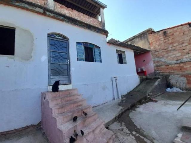 Casa venda em Dores de Guanhães, Região Geográfica Intermediária de Governador Valadares