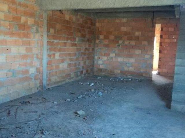 Casa venda em Dores de Guanhães, Região Geográfica Intermediária de Governador Valadares