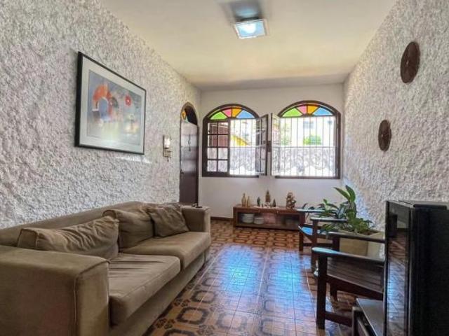 Casa venda em Ouro Preto, Belo Horizonte