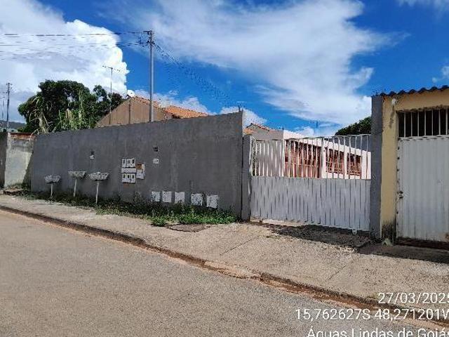 Casa venda em Região Geográfica Imediata de Águas Lindas de Goiás, Região Integrada de Desenvolvimento do Distrito Federal e Entorno