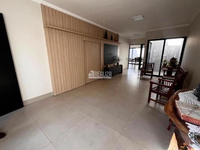 Casa venda em Parque das Laranjeiras, Uberaba
