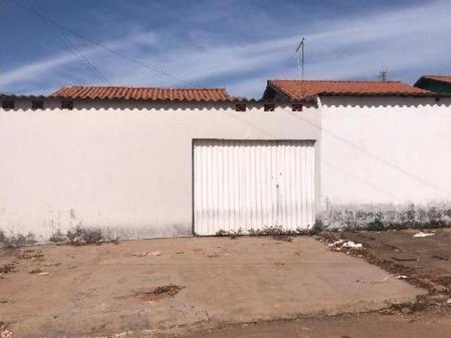 Casa venda em Região Geográfica Imediata de Luziânia, Região Integrada de Desenvolvimento do Distrito Federal e Entorno
