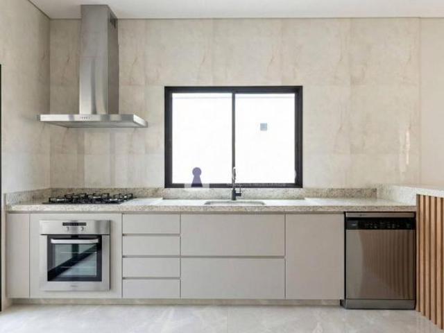 Casa venda em Região Geográfica Imediata de Varginha, Varginha