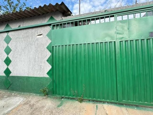 Casa venda em Região Geográfica Imediata do Distrito Federal, Região Integrada de Desenvolvimento do Distrito Federal e Entorno