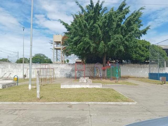 Casa venda em Região Imediata de Taubaté-Pindamonhangaba, Região Metropolitana do Vale do Paraíba e Litoral Norte