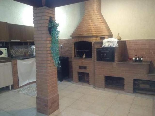 Casa venda em Região Imediata de Taubaté-Pindamonhangaba, Região Metropolitana do Vale do Paraíba e Litoral Norte