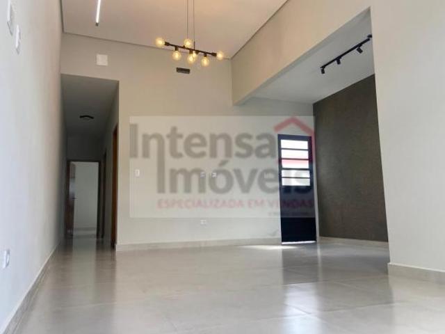 Casa venda em Região Imediata de Taubaté-Pindamonhangaba, Região Metropolitana do Vale do Paraíba e Litoral Norte