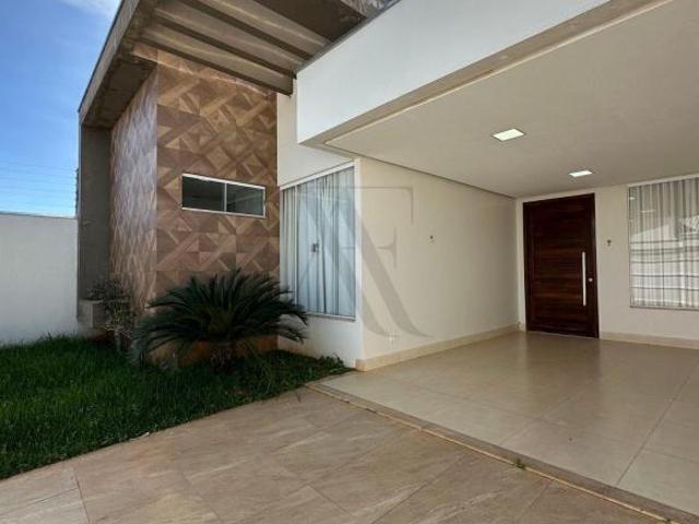 Casa venda em Goianésia, Região Geográfica Intermediária de Porangatu-Uruaçu