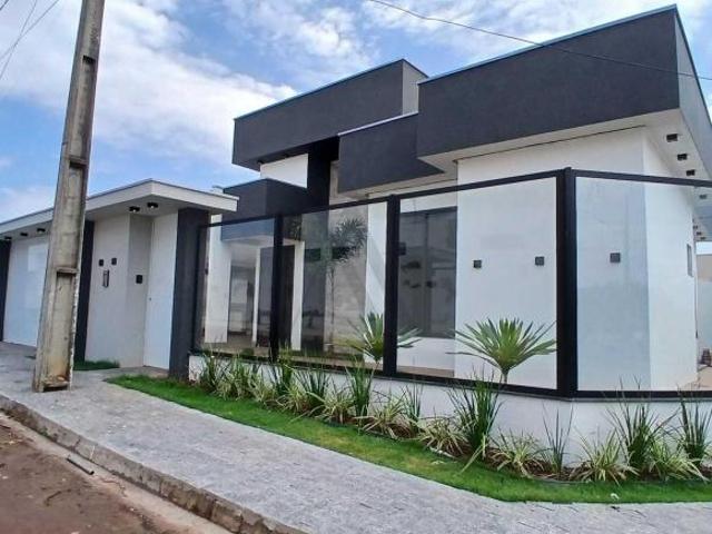 Casa venda em Goianésia, Região Geográfica Intermediária de Porangatu-Uruaçu