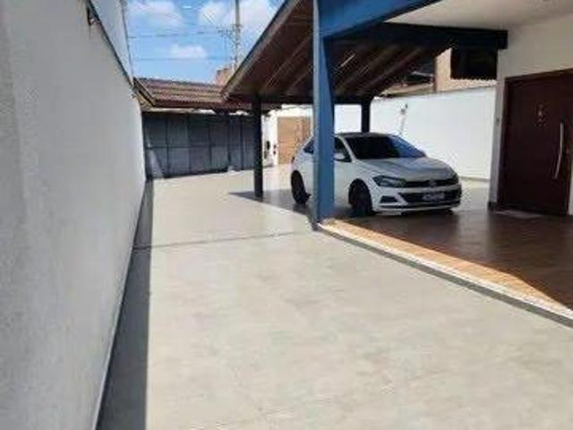 Casa venda em Região Imediata de Taubaté-Pindamonhangaba, Região Metropolitana do Vale do Paraíba e Litoral Norte