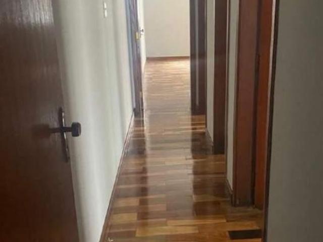 Casa venda em Dores de Guanhães, Região Geográfica Intermediária de Governador Valadares