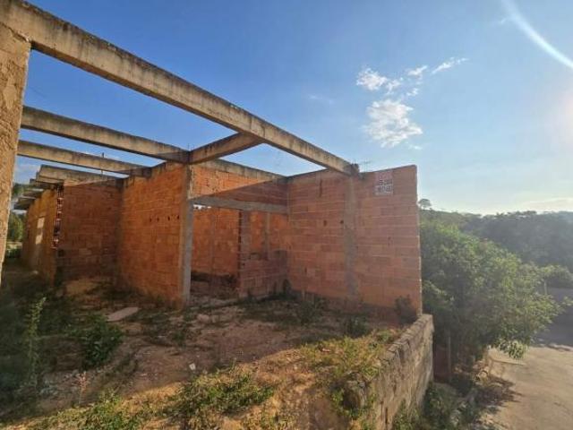 Casa venda em Dores de Guanhães, Região Geográfica Intermediária de Governador Valadares