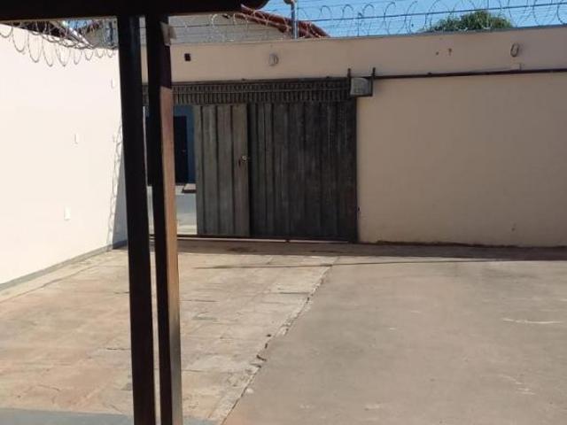 Casa venda em Região Geográfica Imediata de Montes Claros, Montes Claros