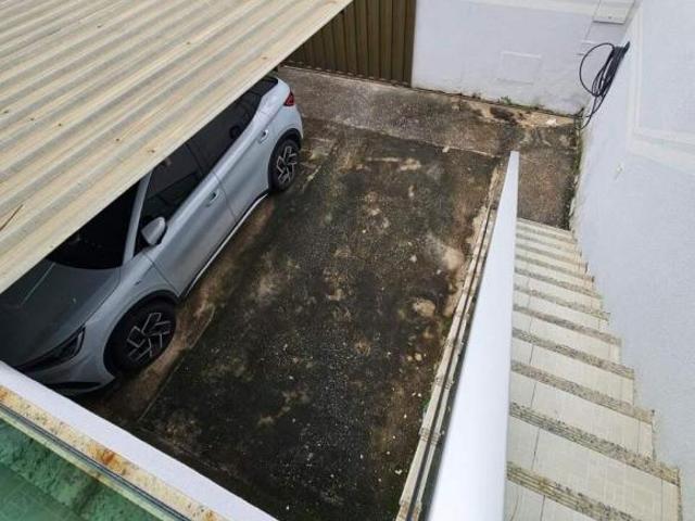 Casa venda em Dores de Guanhães, Região Geográfica Intermediária de Governador Valadares
