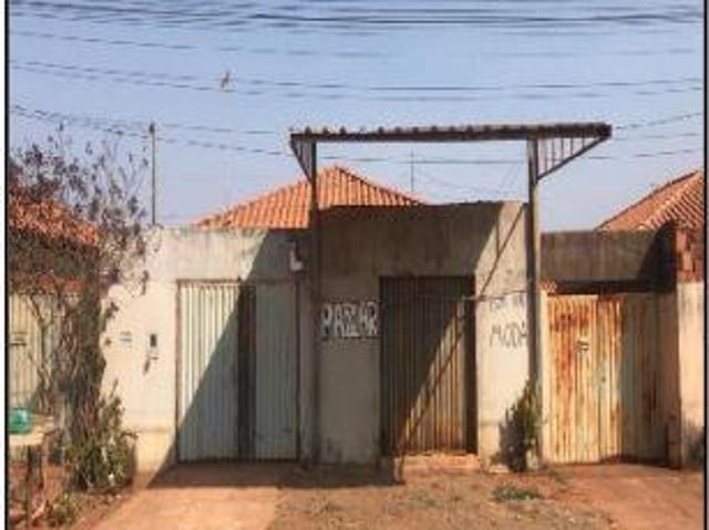 Casa venda em Região Geográfica Imediata de Águas Lindas de Goiás, Região Integrada de Desenvolvimento do Distrito Federal e Entorno
