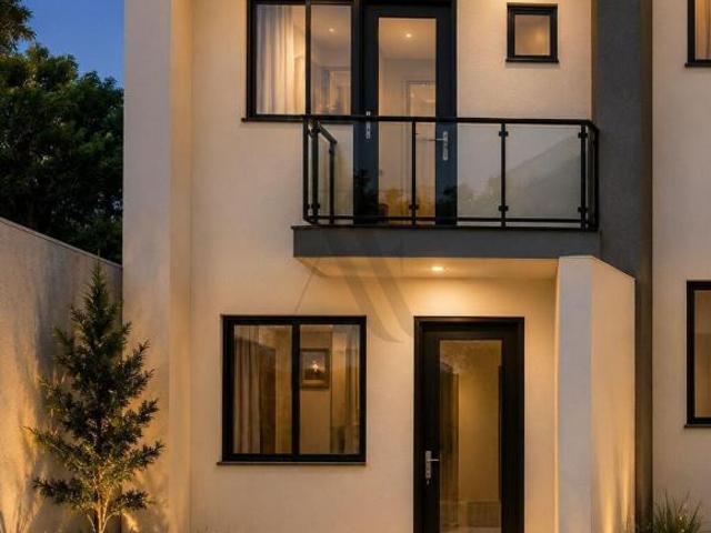 Casa venda em Goianésia, Região Geográfica Intermediária de Porangatu-Uruaçu