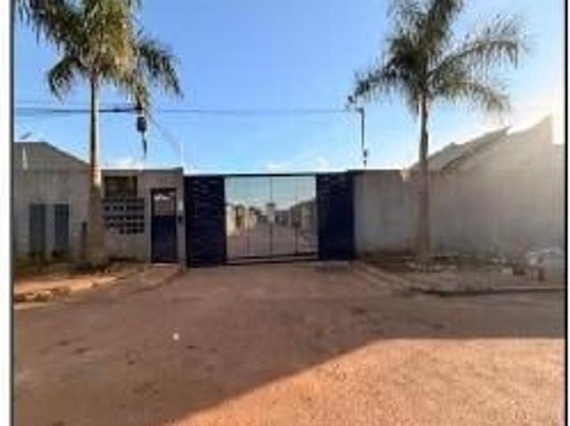 Casa venda em Região Geográfica Imediata de Águas Lindas de Goiás, Região Integrada de Desenvolvimento do Distrito Federal e Entorno