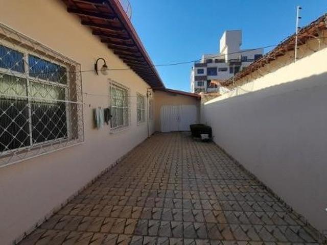 Casa venda em Região Geográfica Imediata de Montes Claros, Montes Claros