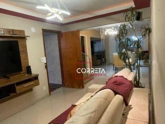Casa venda em Setor Universitário, Uberaba