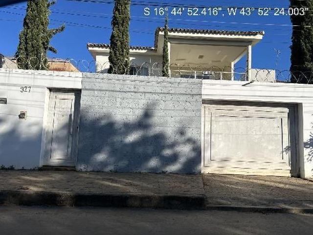 Casa venda em Região Geográfica Imediata de Montes Claros, Montes Claros
