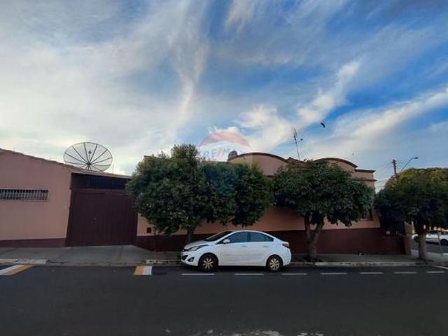 Casa venda em Região Imediata de Lins, Lins