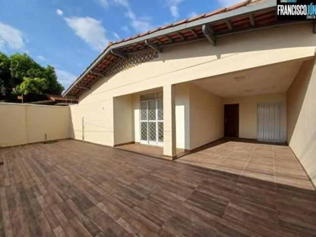 Casa venda em Região Geográfica Imediata de Goiânia, Goiânia