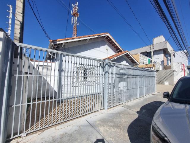 Casa venda em Região Imediata de Taubaté-Pindamonhangaba, Região Metropolitana do Vale do Paraíba e Litoral Norte