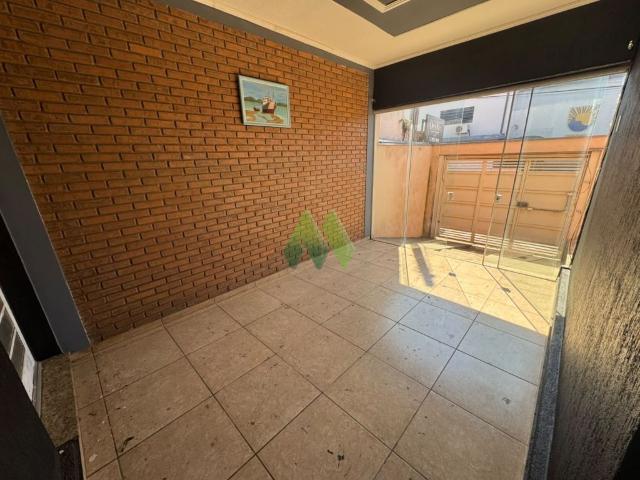 Casa venda em Botucatu, Região Geográfica Intermediária de Bauru