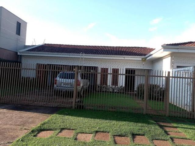 Casa venda em Dourados