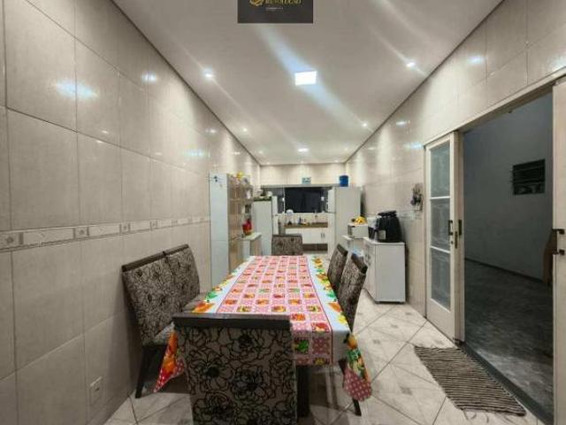 Casa venda em Região Imediata de Taubaté-Pindamonhangaba, Região Metropolitana do Vale do Paraíba e Litoral Norte