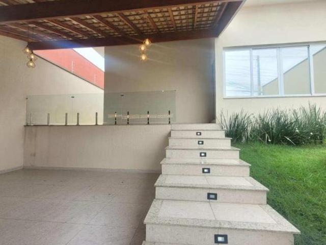 Casa venda em Região Imediata de Taubaté-Pindamonhangaba, Região Metropolitana do Vale do Paraíba e Litoral Norte