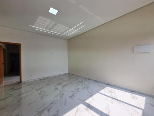 Casa venda em Região Imediata de Taubaté-Pindamonhangaba, Região Metropolitana do Vale do Paraíba e Litoral Norte