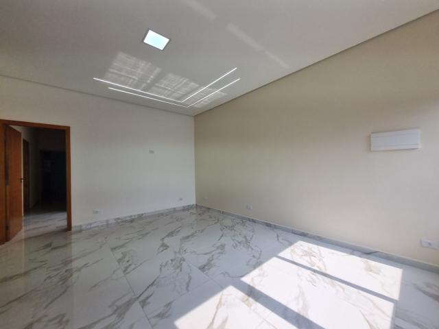 Casa venda em Região Imediata de Taubaté-Pindamonhangaba, Região Metropolitana do Vale do Paraíba e Litoral Norte