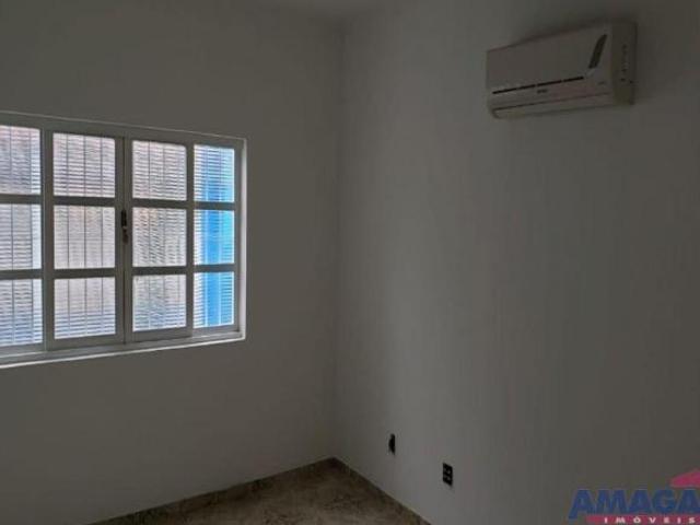 Casa venda em Região Imediata de São José dos Campos, Região Metropolitana do Vale do Paraíba e Litoral Norte