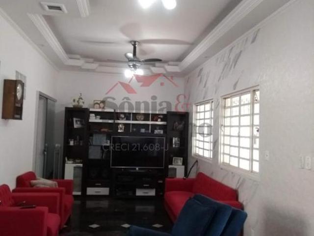 Casa venda em Região Imediata de Araraquara, Araraquara