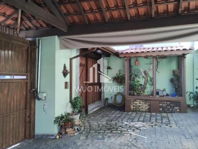 Casa venda em Região Imediata de São José dos Campos, Região Metropolitana do Vale do Paraíba e Litoral Norte