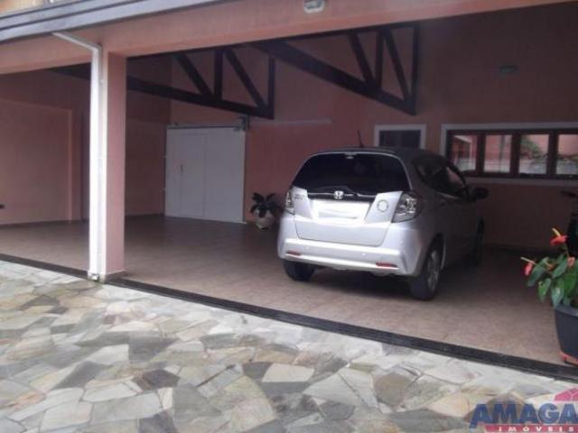 Casa venda em Região Imediata de São José dos Campos, Região Metropolitana do Vale do Paraíba e Litoral Norte