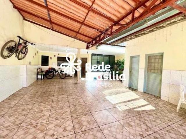 Casa venda em Região Geográfica Imediata do Distrito Federal, Região Integrada de Desenvolvimento do Distrito Federal e Entorno