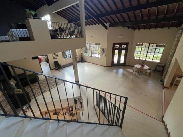 Casa venda em Jordanésia, Cajamar