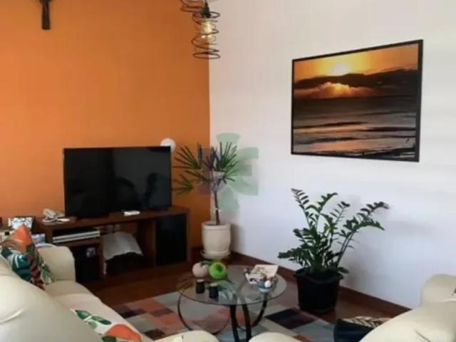 Casa venda em Região Imediata de São José dos Campos, Região Metropolitana do Vale do Paraíba e Litoral Norte