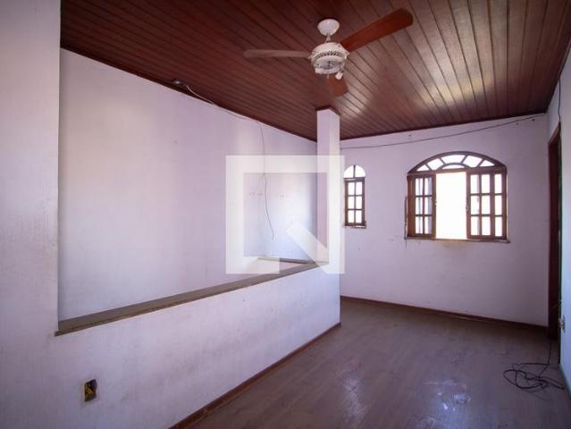 Casa aluguel em Região Geográfica Imediata do Rio de Janeiro, Região Metropolitana do Rio de Janeiro