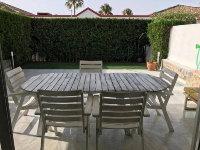 Chalet en alquiler en Monte Biarritz, Costa del Sol Occidental