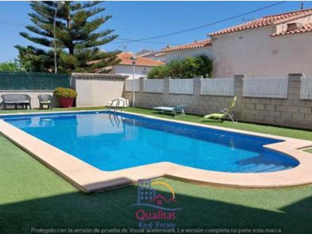 Chalet en alquiler en Urbanització Platja d'Oliva, la Safor