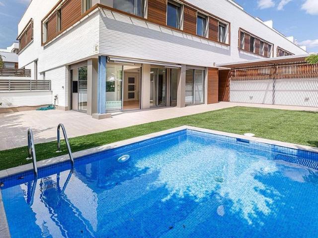 Chalet en alquiler en els Merinals, Sabadell